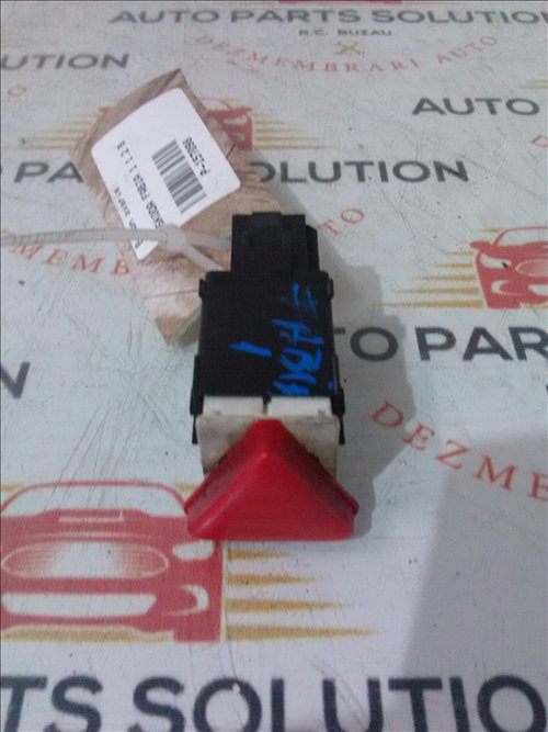 Buton avarie SKODA FABIA 1 1.2 B