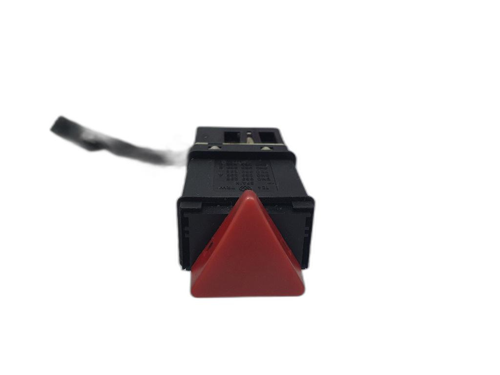 Buton avarie Volkswagen Polo (6K5) Break 2000 1.4 16V OEM 6N0953235