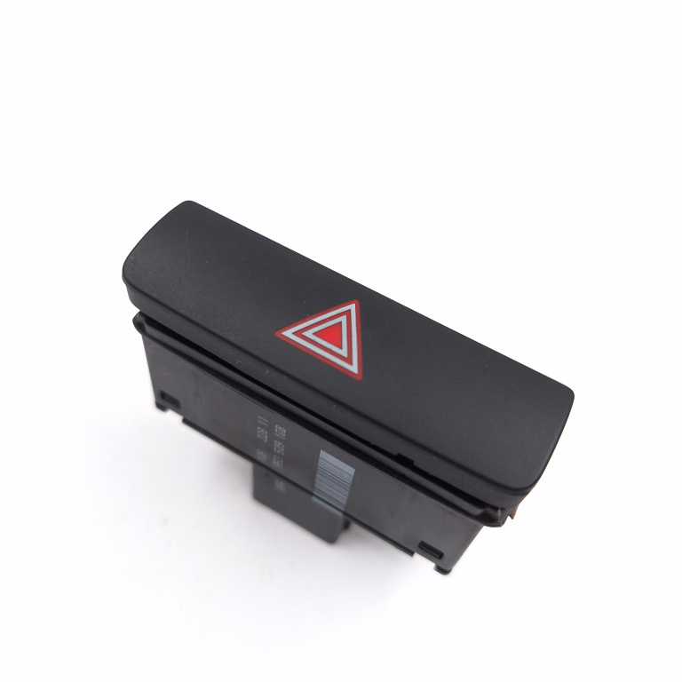 Buton Avarie Vw Passat B7 2010-2014 2.0 Tdi Cffb Motorina 3Aa9535091, 3Aa953509, 3Aa 953 509 1, 3Aa 953 509