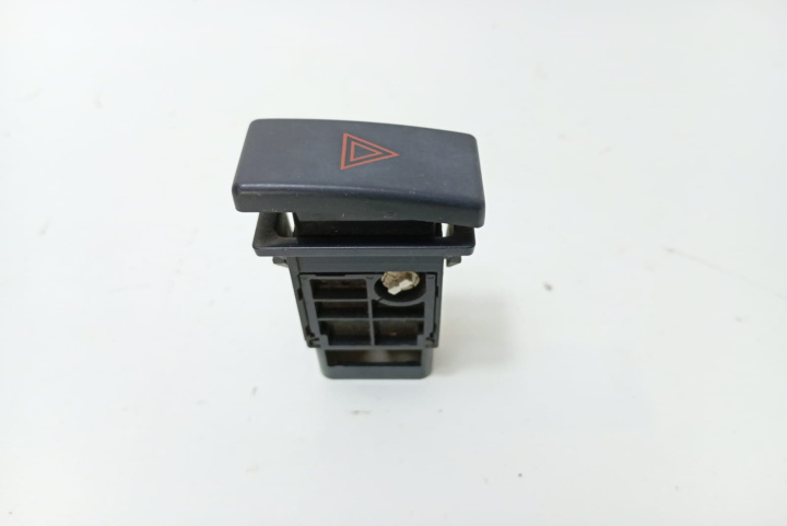 Buton avarii 157963 Toyota Avensis 2 T25 [facelift] [2006 - 2009]