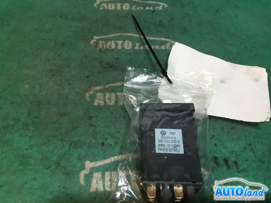 Buton Avarii 3b0953235d Volkswagen PASSAT 3B3 2000-2005