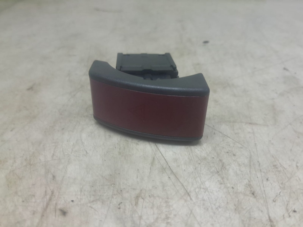 Buton avarii 9164141 Opel Corsa C [facelift] [2003 - 2006] 1.2 benzina Z12XE