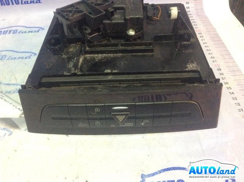 Buton Avarii A2116800552 Plus Magazie Cd Mercedes-Benz E-CLASS W211 2002-2008