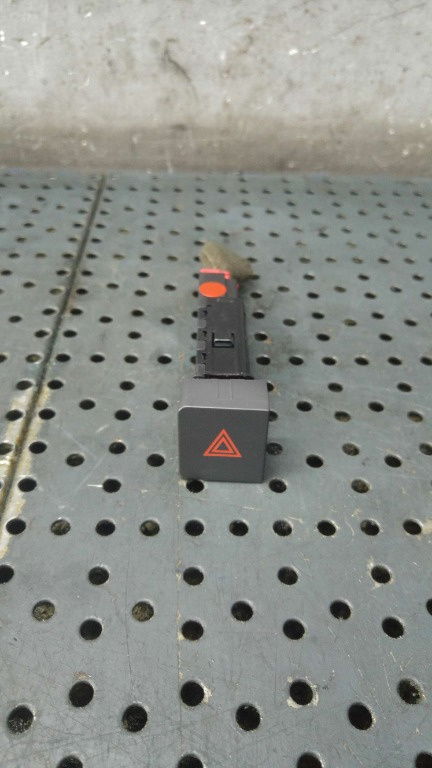 Buton avarii chevrolet captiva c100 c140 202005304