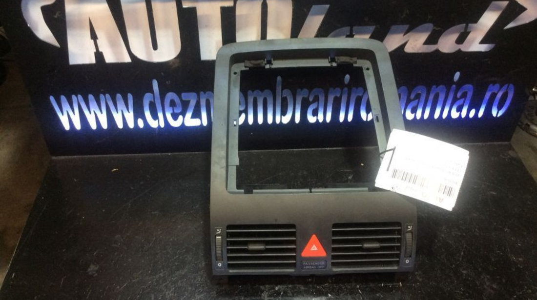 Buton Avarii Cu Grile Ventilatie Centrale Volkswagen TOURAN 1T1,1T2 2003