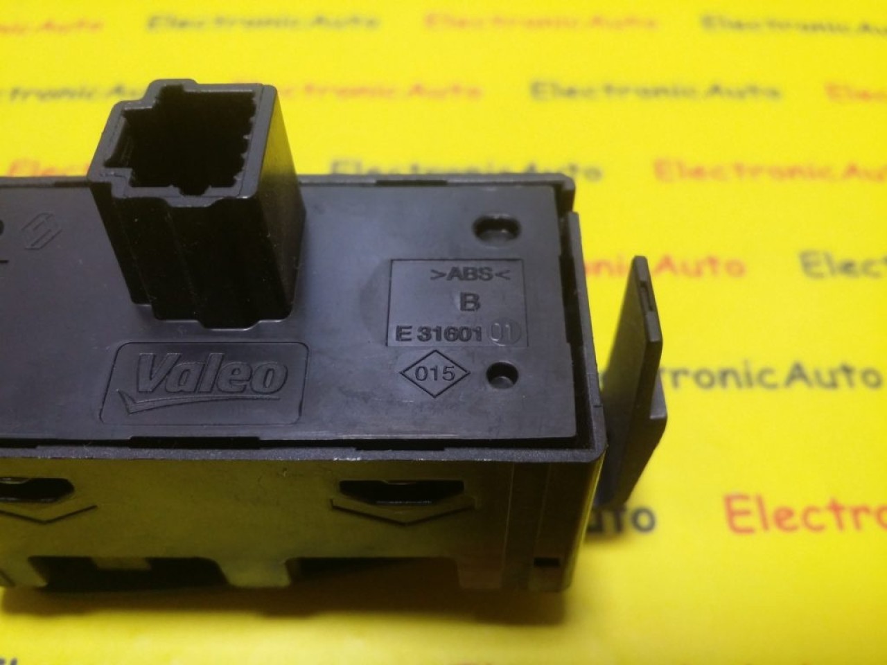 Buton Avarii Dacia, E3160101