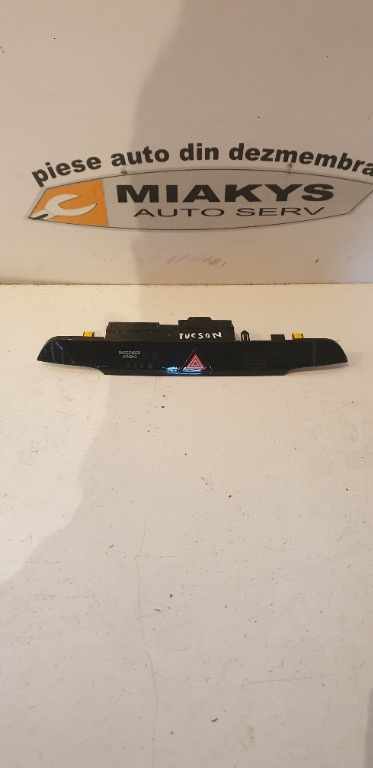 Buton avarii Hyundai Tucson 93700-D3XXX cod 3D136A-1110