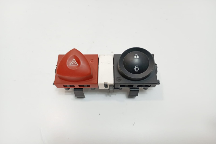 Buton avarii inchidere centralizata 8200095493 Renault Megane 2 [2002 - 2006]