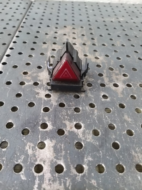 Buton avarii mercedes a class w169 1698207410