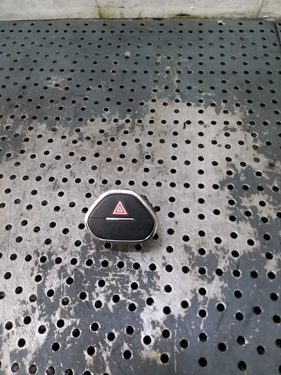 Buton avarii opel corsa e 39031634 10142368