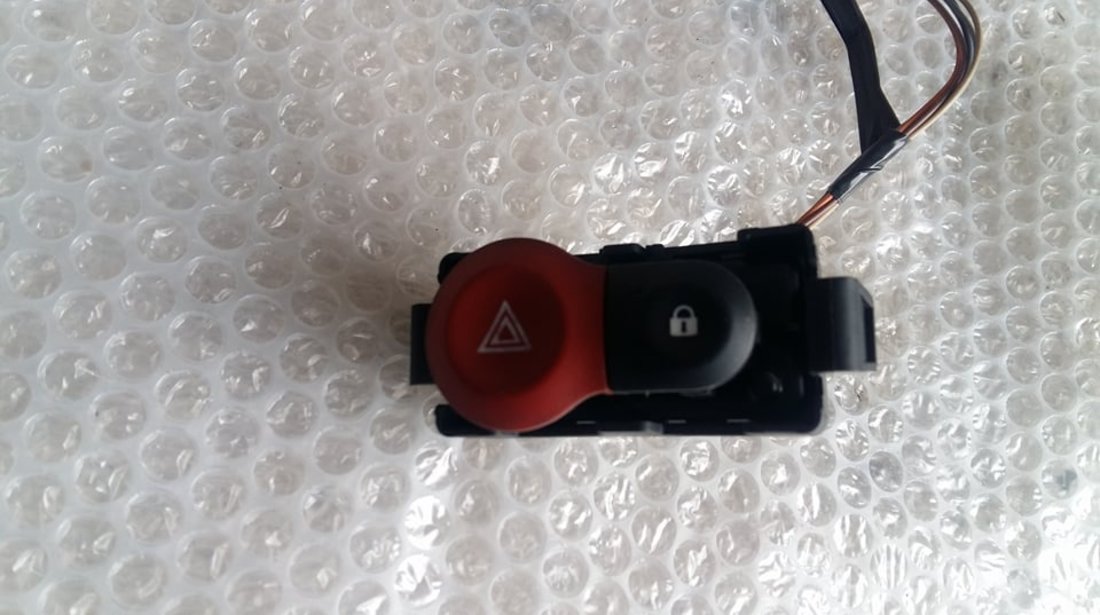 Buton avarii renault 3 2005-2017 8200214896a