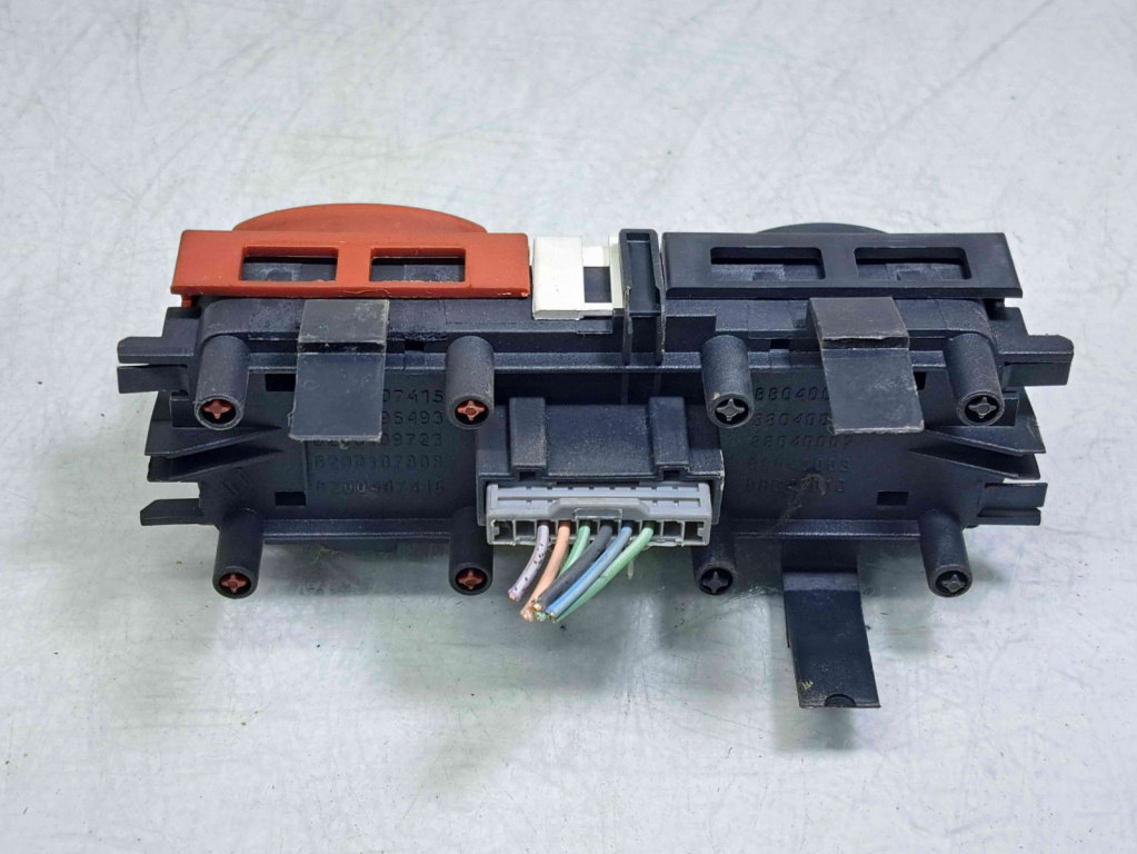 Buton avarii Renault Megane 2 [Fabr 2002-2008] 8200407415