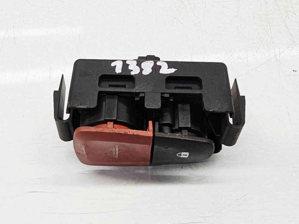 Buton avarii Renault Scenic 3 [Fabr 2009-2015] 8200214898