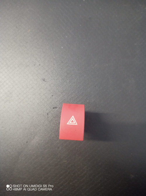 Buton avarii , Skoda Octavia 2 1Z 2.0 TDI 2007 COD -1Z0953235B