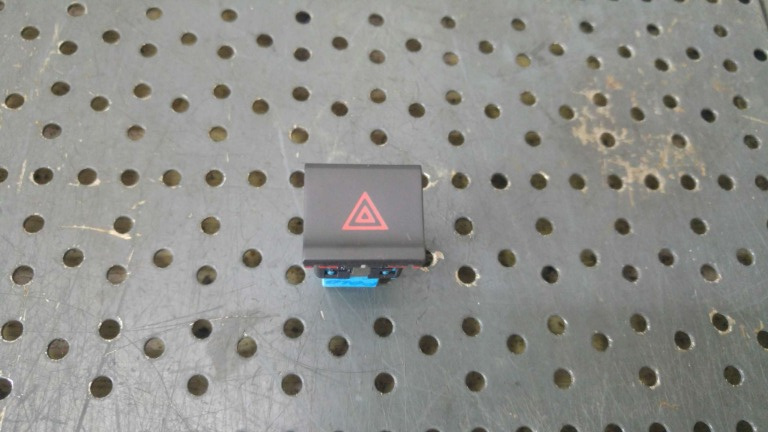 Buton avarii vw polo 6r 6c0953509a