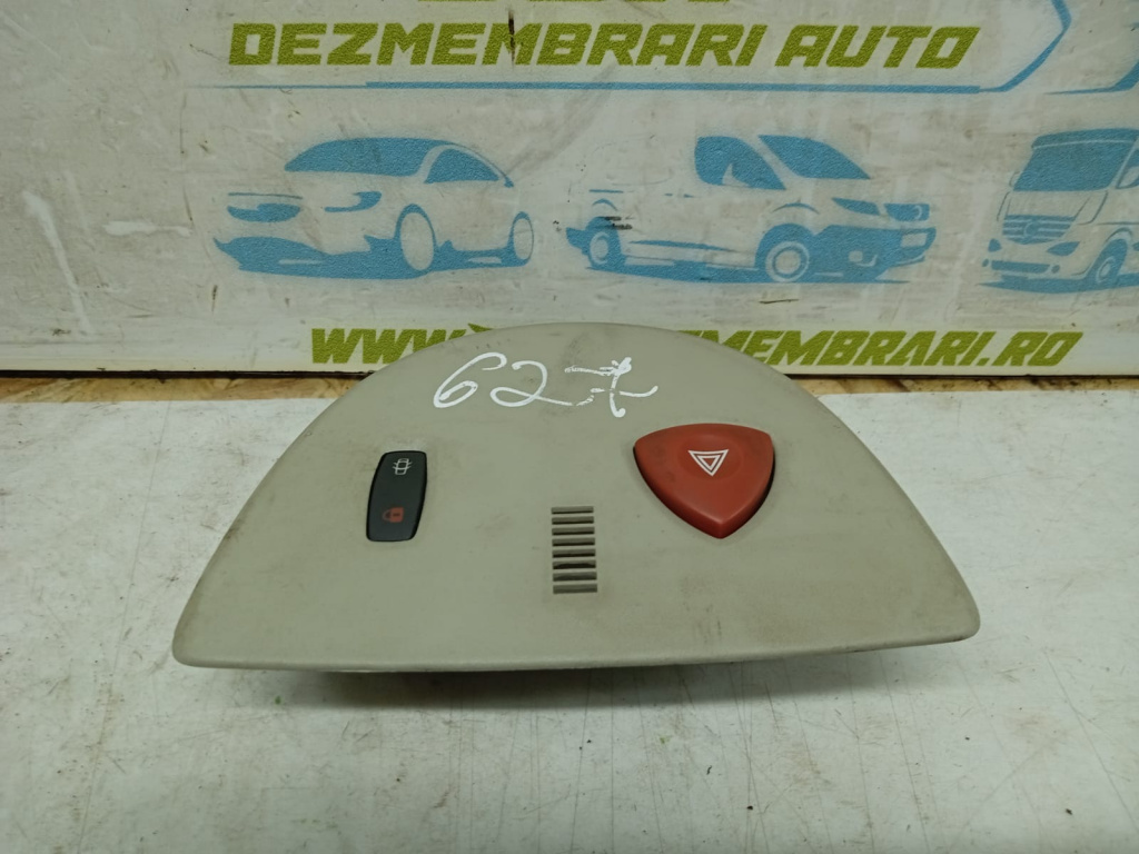 Buton blocare deblocare portiere avarii 156029810 Renault Espace 4 [facelift] [2006 - 2012] 2.0 dci M9R740