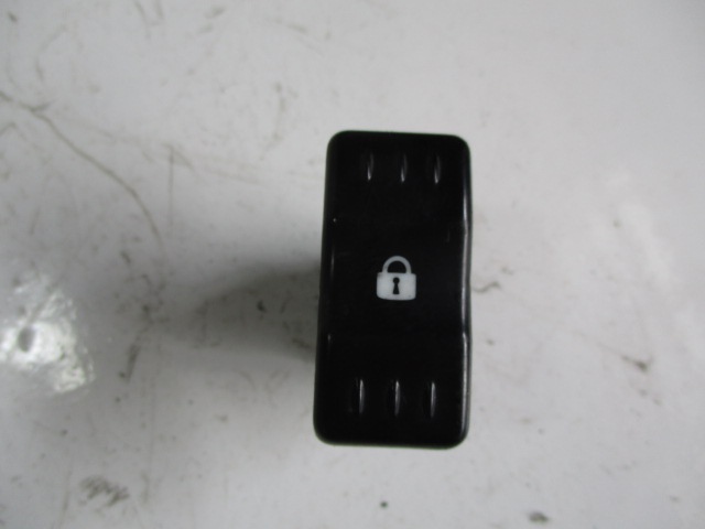 BUTON BLOCARE DEBLOCARE USI DACIA LOGAN FAB. 2004 - 2012 ⭐⭐⭐⭐⭐