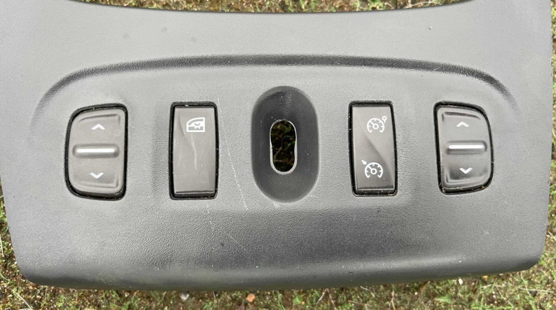 Buton Blocare Deblocare Usi Portiere Dacia Logan 2 2012 - 2016 [C4500]