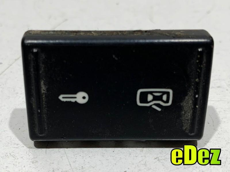 Buton blocare / deblocare usi Skoda Fabia 2 (2006-2010) 5J0962125