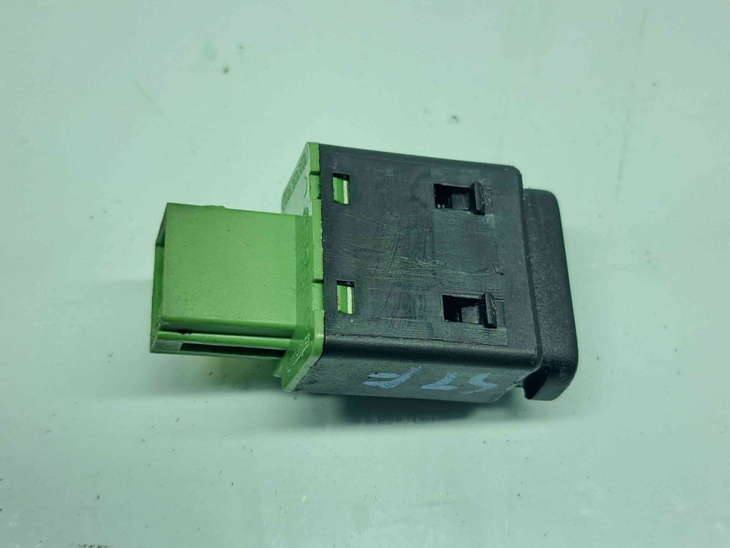Buton blocare geam Skoda Rapid (NH3) [Fabr 2012-2019] 5JA959859