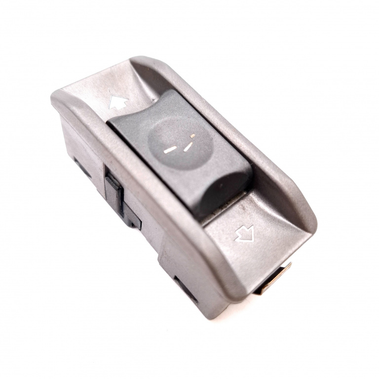 Buton Bmw 7 (E65, E66, E67) 2001-2008 740 D M67 D39 (398D1) Motorina 6904291, 61316904291, 61.31-6 904 291, 03015070