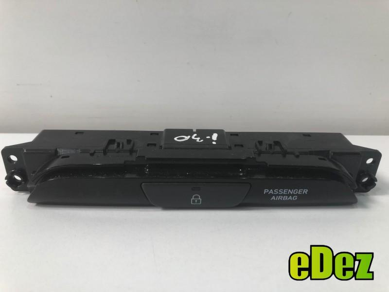 Buton bord Hyundai i30 (2016-2020) 93770-g4000