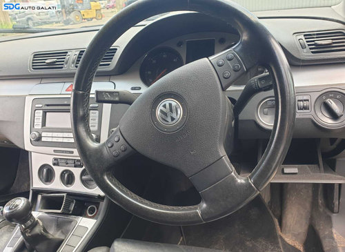 Buton Butoane Comanda Comenzi Radio de pe Volan Volkswagen Passat B6 2005 - 2010