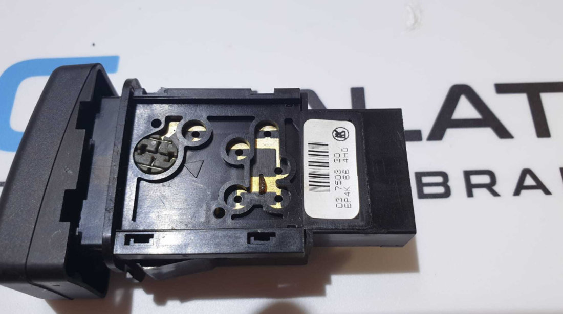 Buton Butoane Releu Avarii Avarie Comutator Lumini Consola Centrala Bord Mazda 3 2003 - 2009 Cod BP4K664H0 BP4K-664H0 03750330