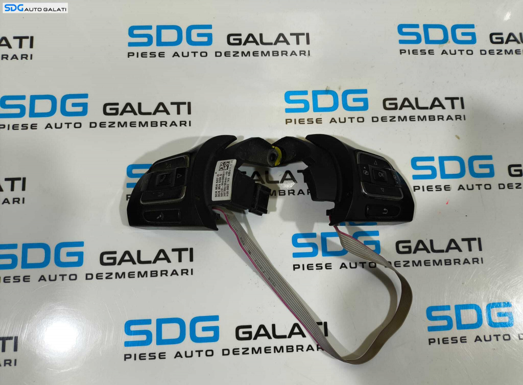 Buton Butoane Volum Comenzi Volan Volkswagen CC 2012 - 2017 Cod 3C8959537D 3C8959538G [L6101]