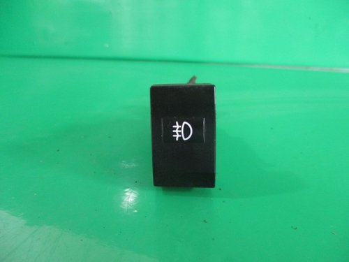 BUTON COD 864W03000 1 KIA SORENTO 1 FAB. 2002 – 2009 ⭐⭐⭐⭐⭐