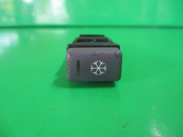 BUTON / COMANDA AC / CLIMA LAND ROVER FREELANDER FAB. 1998 - 2006 ⭐⭐⭐⭐⭐