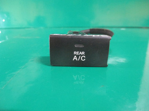 BUTON COMANDA AC SPATE / REAR Ac/ COD 202002962 HYUNDAI SANTA FE 2 4X4 FAB. 2006 – 2013 ⭐⭐⭐...