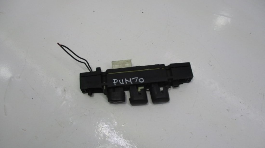 BUTON / COMANDA CEATA FIAT PUNTO 176 FAB. 1993 - 1999