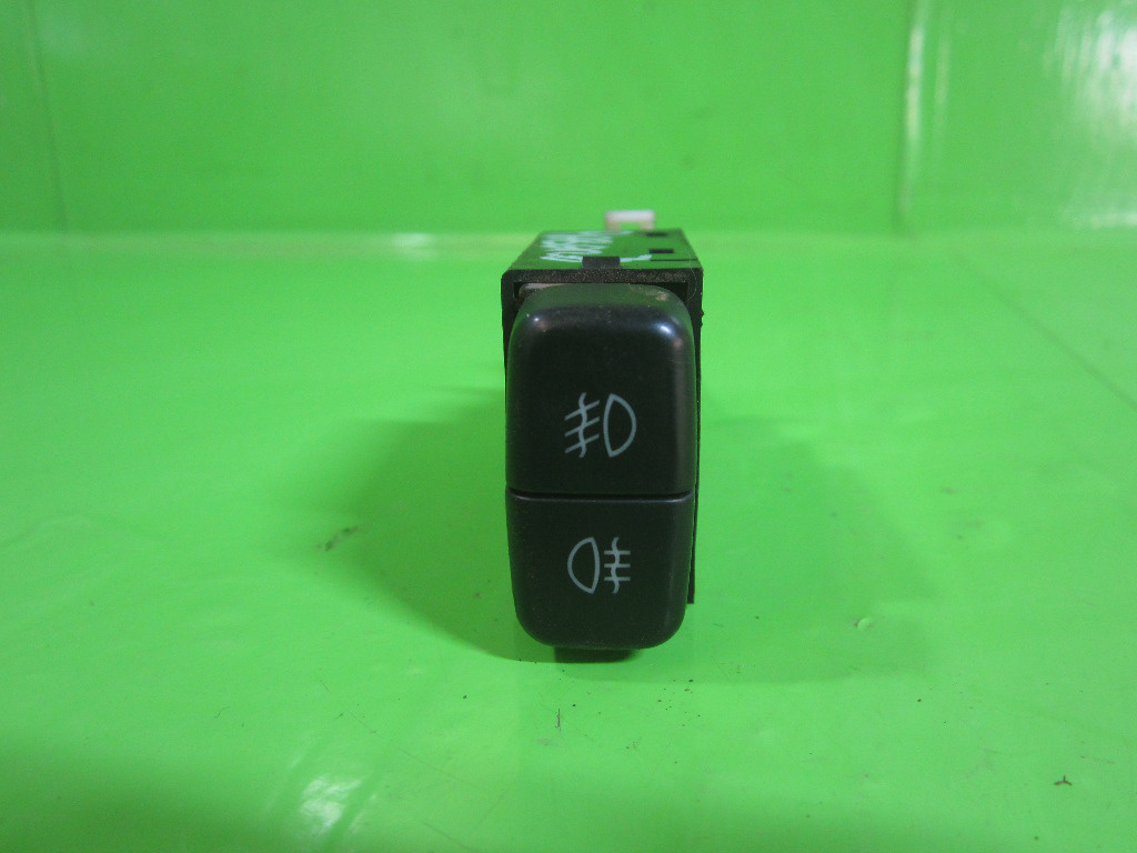 BUTON / COMANDA CEATA / PROIECTOARE MITSUBISHI PAJERO SHOGUN III 4X4 FAB. 1999 – 2007 ⭐⭐⭐⭐⭐