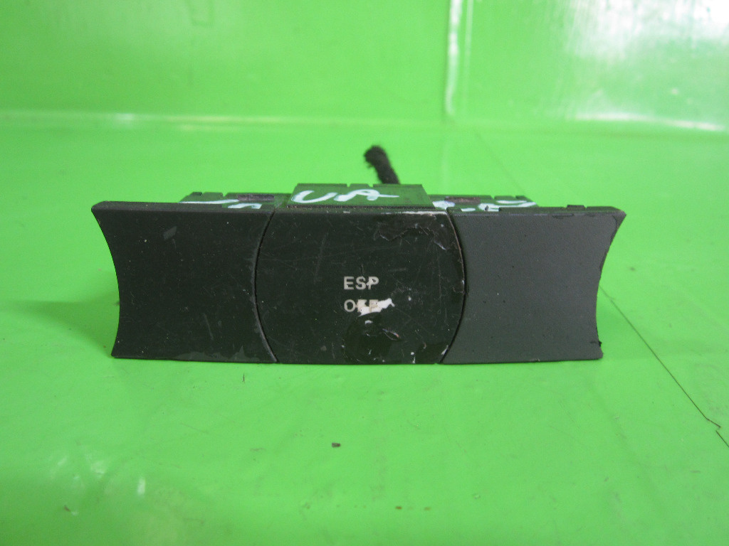 BUTON / COMANDA ESP VW TOUAREG FAB. 2002 - 2010 ⭐⭐⭐⭐⭐