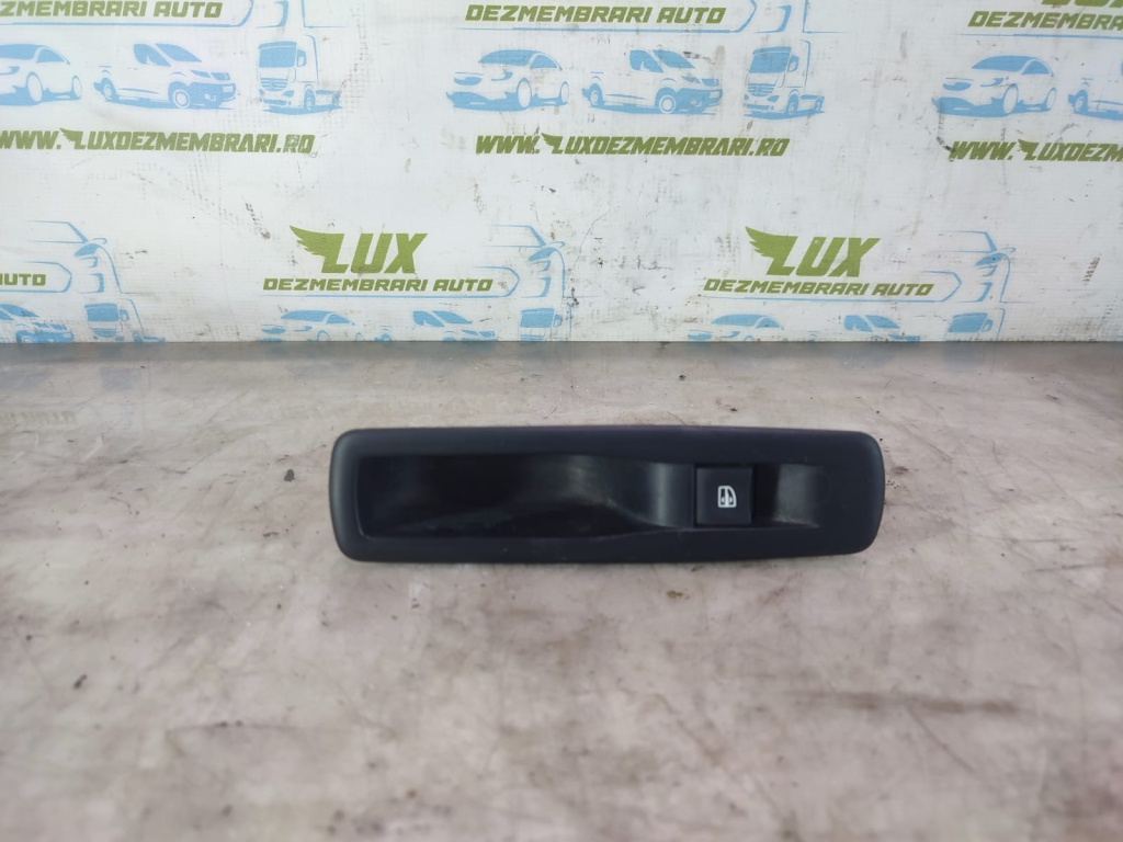 Buton comanda geam 829500004r Renault Megane 3 [2008 - 2014] 1.5 dci K9K837