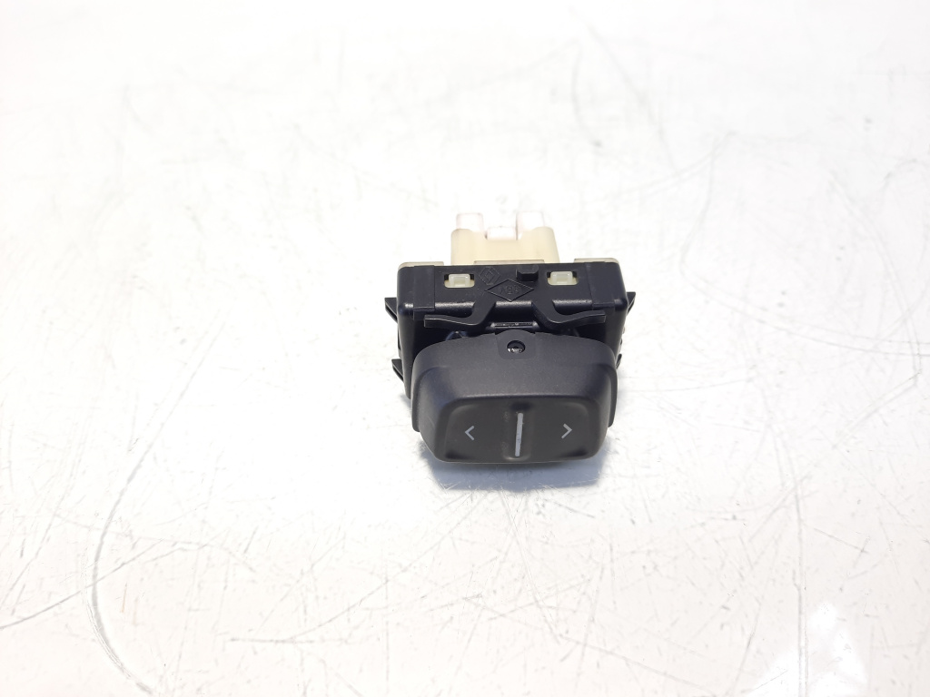 Buton comanda geam, cod 254214937R, Dacia Sandero 2 Stepway (idi:562752)