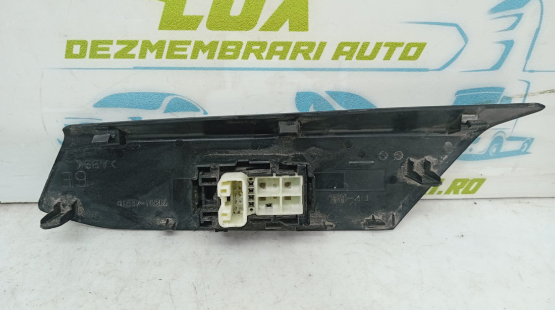 Buton comanda geam dreapta fata 74231-42270 Toyota Rav 4 4 (XA40) [facelift] [2015 - 2019]