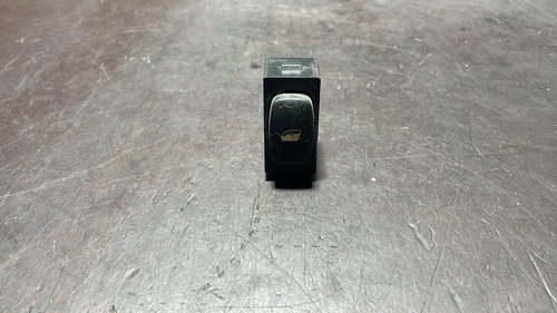 Buton comanda geam dreapta fata cod 96360166XT pentru Peugeot 307 , 407 an 2001 - 2010