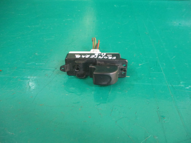 BUTON COMANDA GEAM DREAPTA SPATE OPEL FRONTERA B 4x4 FAB. 1998 - 2004 ⭐⭐⭐⭐⭐