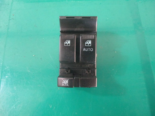 BUTON / COMANDA GEAM ELECTRIC DREAPTA FATA COD 93570-2C910 HYUNDAI COUPE GK FAB. 2001 - 2009 ⭐⭐...