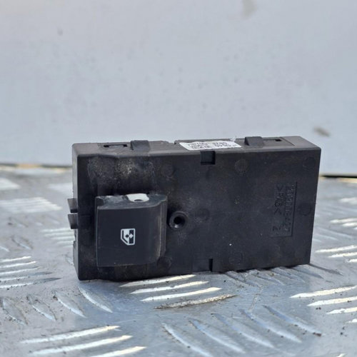 Buton comanda geam electric dreapta fata Chevrolet Aveo 2011-> T300 202008429
