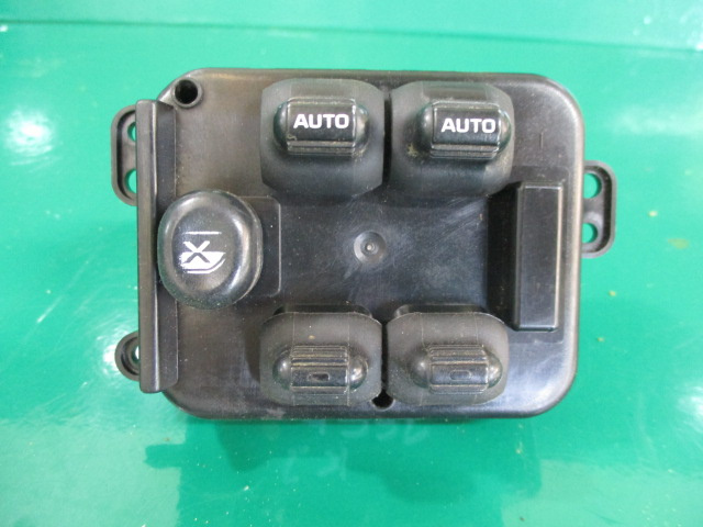 BUTON / COMANDA GEAM ELECTRIC JEEP CHEROKEE KJ FAB. 2001 - 2008 ⭐⭐⭐⭐⭐
