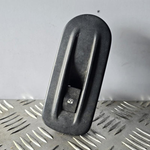 Buton comanda geam electric Opel Movano 1999-2010 8200206603