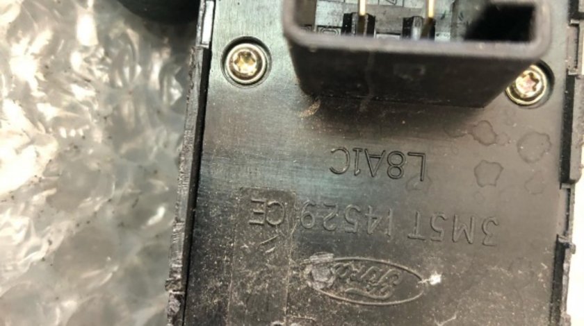 Buton comanda geam stanga fata ford focus 2 3m5t14529ce