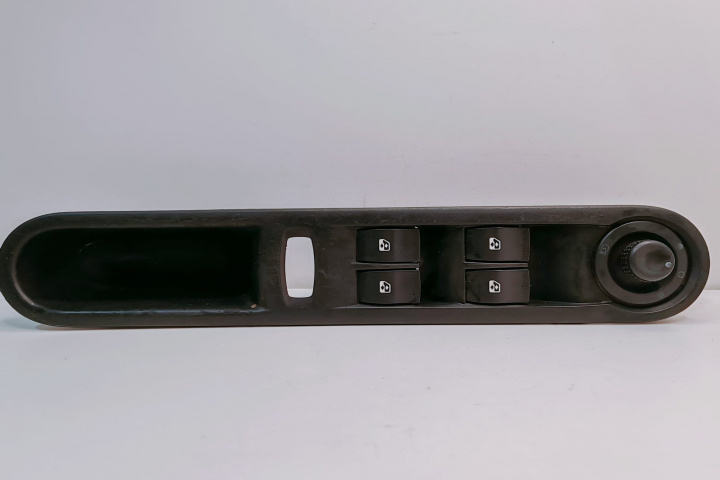 Buton Comanda Geamuri, cod 8200328427 8200328427 Renault Espace 4 [2002 - 2006]