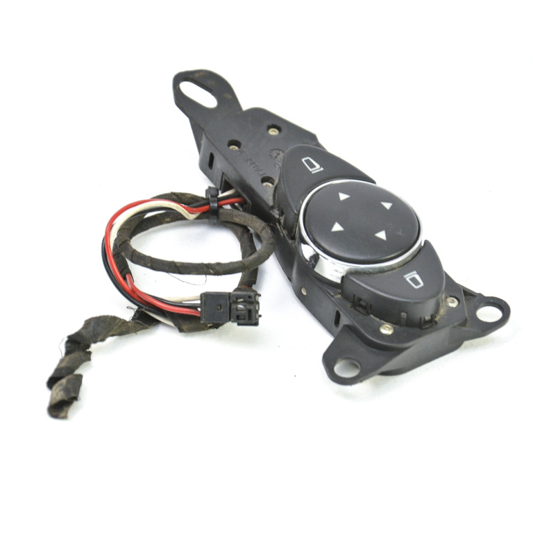 Buton Comanda Oglinzi / Comutator Reglaj Oglinda Mercedes-Benz E-CLASS (W211) 2002 - 2009 2118212451, 211 821 24 51, A 211 821 24 51, A2118212451, 03211015, 03 2110 15