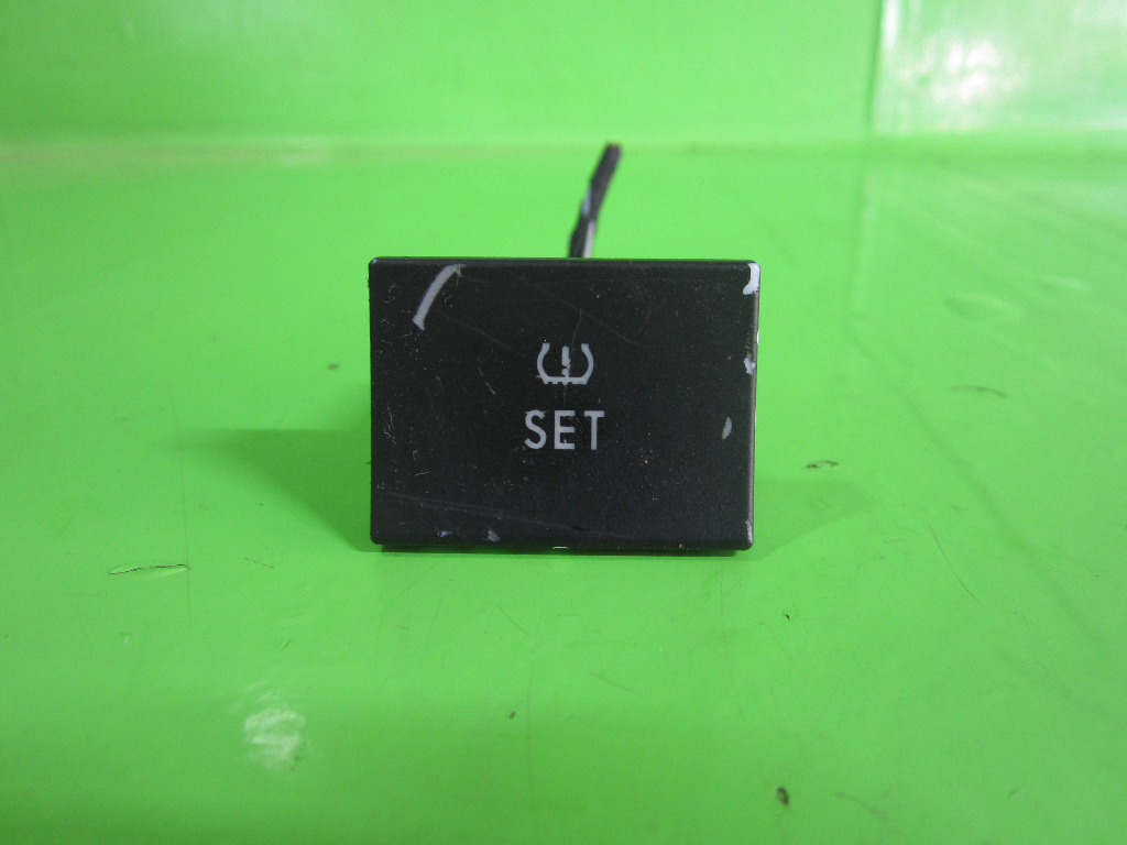 BUTON / COMANDA PRESIUNE ROTI VW GOLF 5 PLUS FAB. 2006 - 2009 ⭐⭐⭐⭐⭐