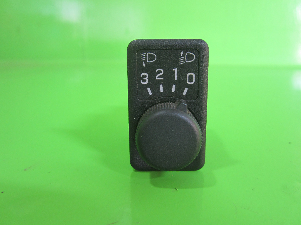 BUTON / COMANDA REGLAJ FARURI / LUMINI NISSAN PRIMERA P12 FAB. 2001 - 2008 ⭐⭐⭐⭐⭐