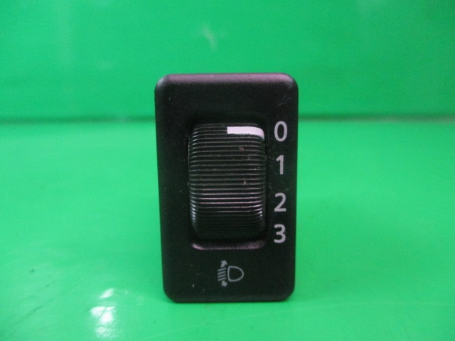 BUTON / COMANDA REGLAJ FARURI / LUMINI NISSAN X-TRAIL FAB. 2001 - 2007 ⭐⭐⭐⭐⭐